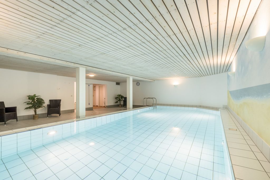 Indoorpool in Ferienwohnung Keitum