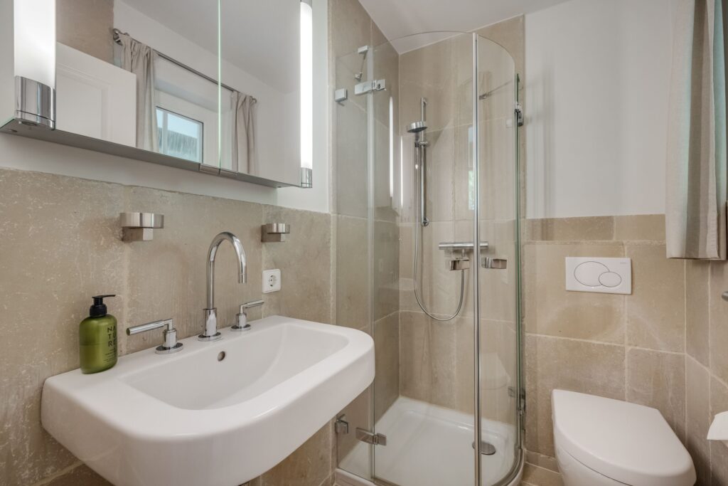 Badezimmer in Ferienhaus auf Sylt